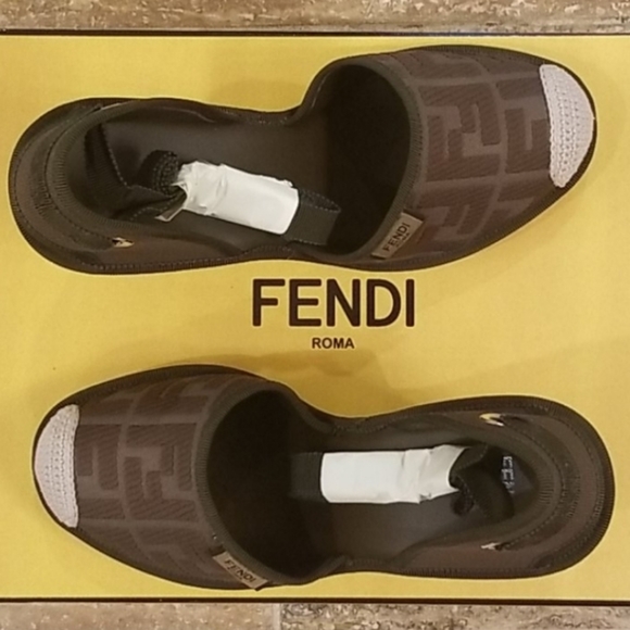 Fendi Shoes - 🚫SOLD❌🔥FENDI CANVAS ESPADRILLES